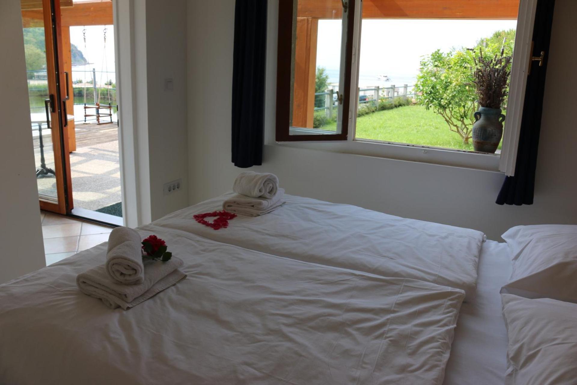 House - Private Oasis - Beachfront With A Sea View Terrace Piran